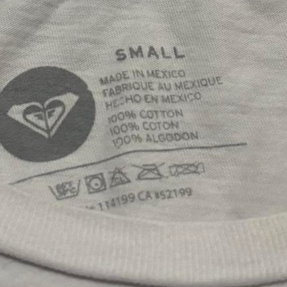 ✨DEADSTOCK✨ Roxy Tee - Picture 4 of 4